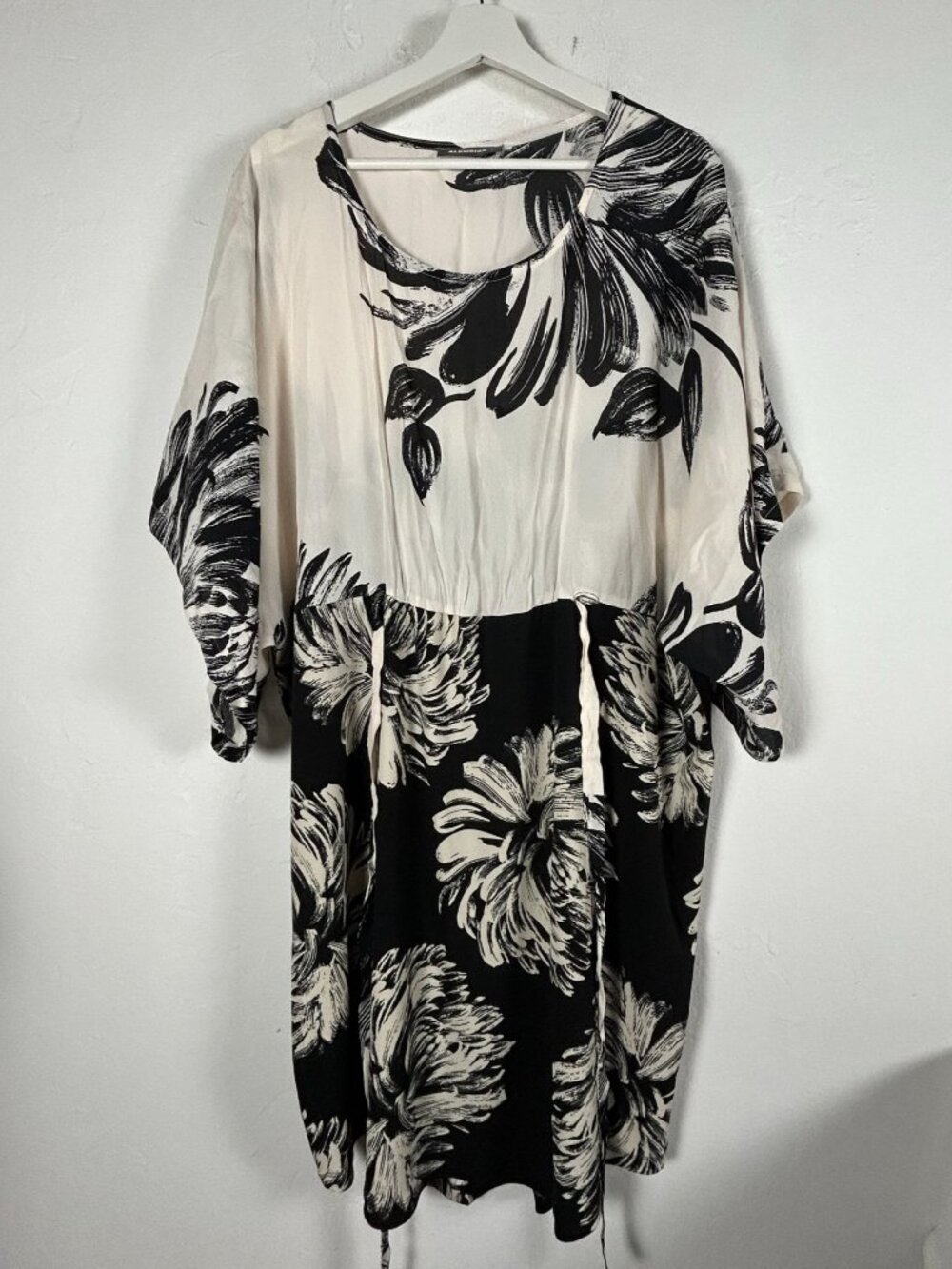 Alembika Womens Black White Floral Print Kimono Sleeve Shift Dress Small Stretch
